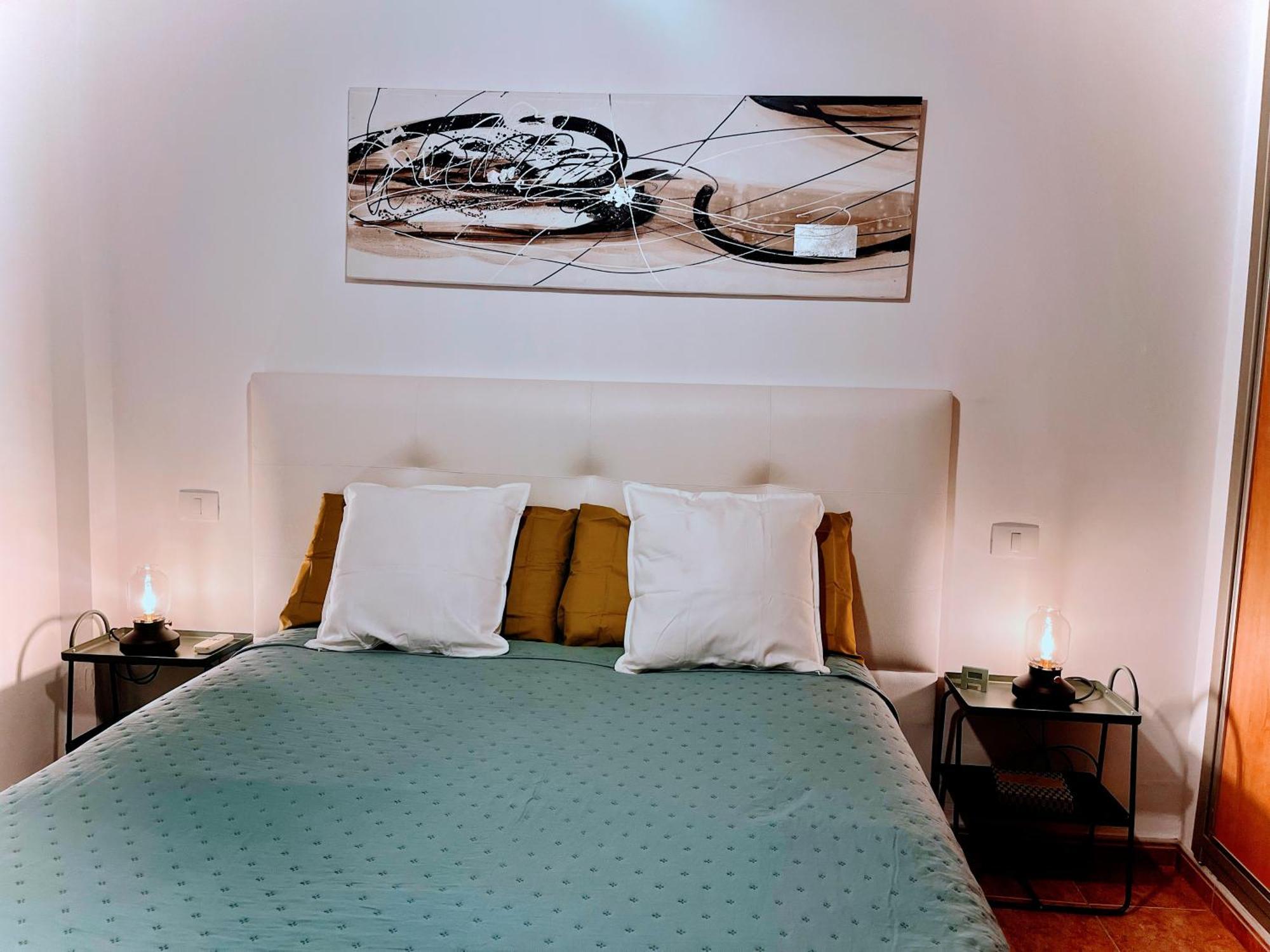Melo Home 1 Near Airport, Elevator Vecindario  Luaran gambar